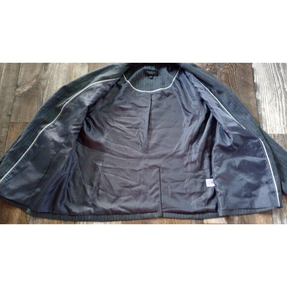 Women's Talbots Wool Blend Gray Grey Pinstripe Blazer, Size 12P - Picture 10 of 12